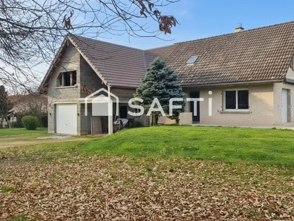 Maison de 136m² ,5 chambres ,terrain de 1800m²