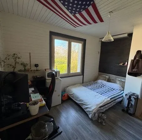Chambre 1 pièce 12 m²