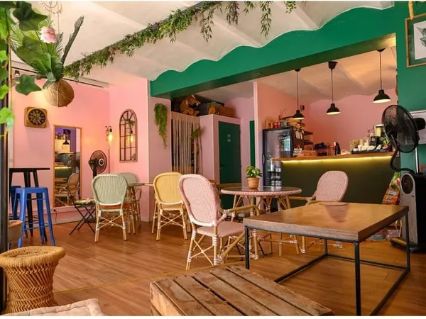 Commerce Vente Saint-Cyr-sur-Mer  65m² 85000€