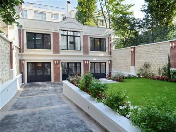 Local commercial 170 m²