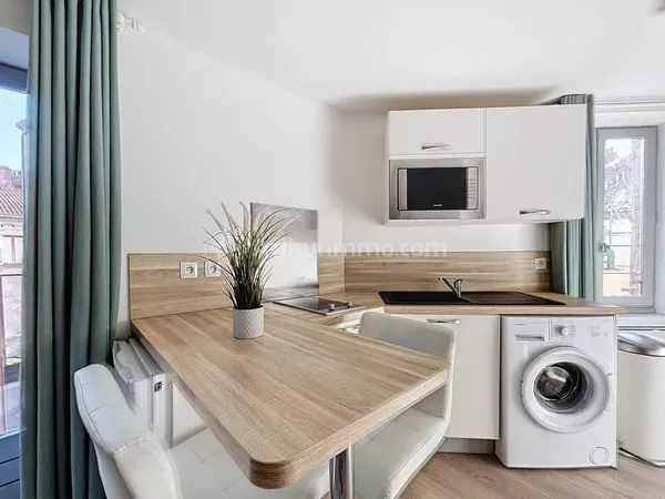 A VENDRE - APPARTEMENT T2 MEUBLE - HYPER CENTRE