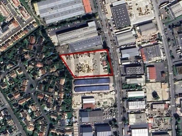 Terrain industriel 8000 m²