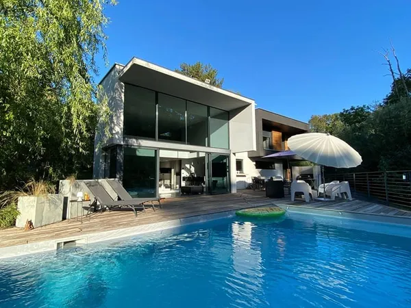 THONON Proche lac - Superbe propriété avec piscine