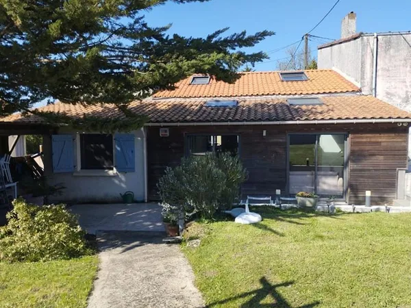 Maison Mauves Sur Loire 6 pièce(s) 150 m2