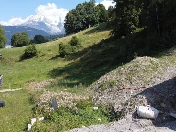 Terrain 826 m²