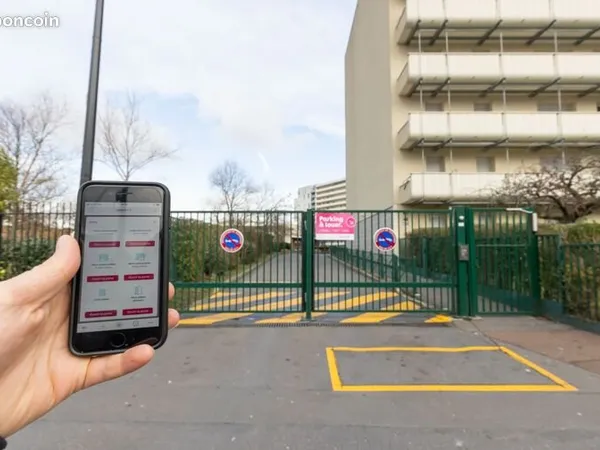 Parking La Courneuve