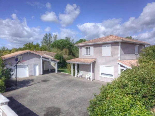 Maison 5 pièces 144 m²