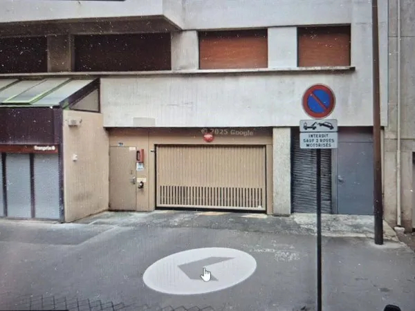 Parking 13 m²