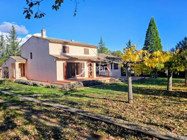 Maison 7 pièces 176 m²