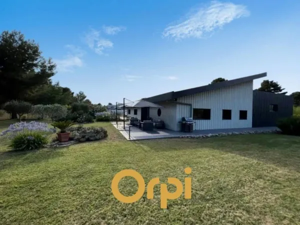 SIGNES : 400 m² de logement, bureau et stockage