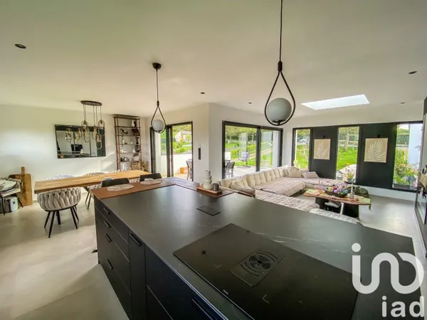 Maison 6 pièces 160 m²