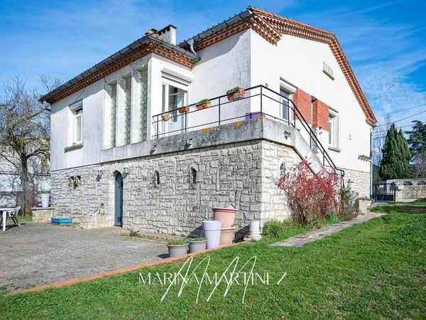 Maison familiale de 150m2 sur vaste terrain à Bram