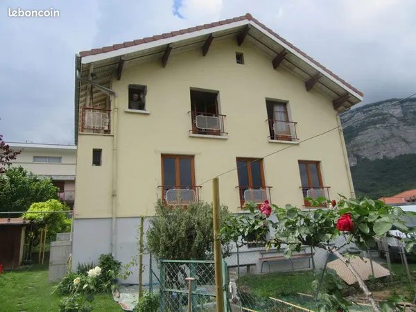 Maison 6 pièces 160 m²