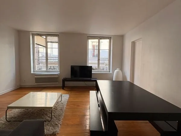 Appartement 4 pièces - 93 m² - 1er étage (possiblité airbnb)