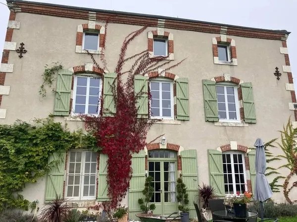 Maison de Maître proche le Dorat