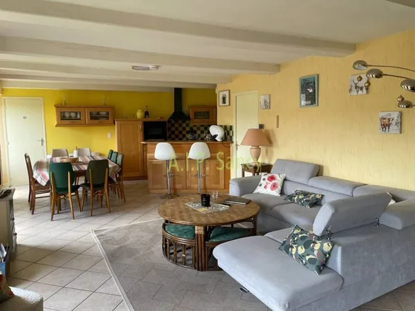 Triplex 6 pièces 150 m²