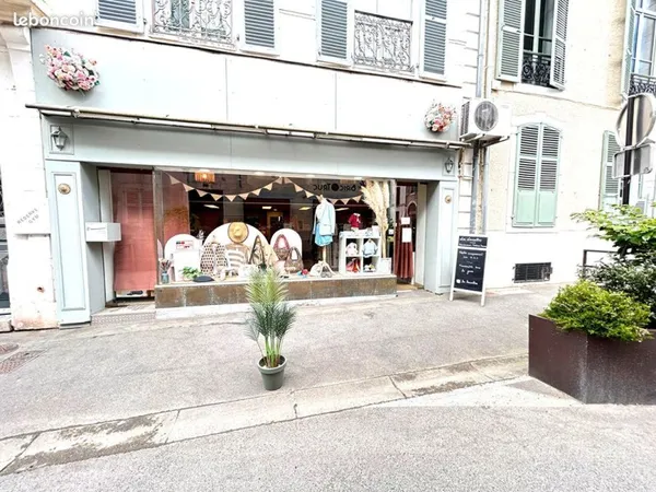 Fonds de commerce 43 m² PAU