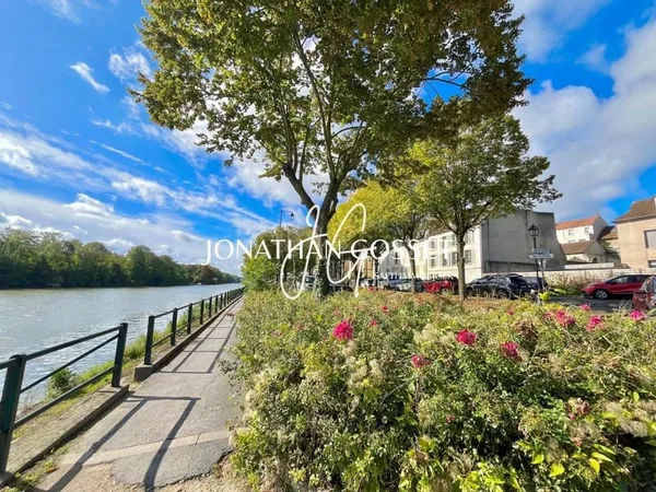 Appartement 5 pièces 176 m²
