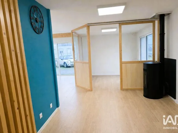 Bureau 127 m²