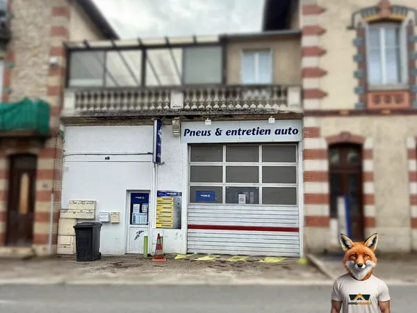 À VENDRE - Local commercial actuellement exploité en garage