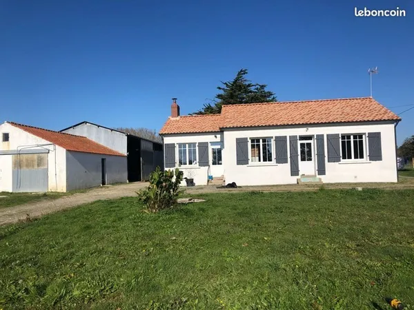 Propriété avec 2 maisons 5 hectares