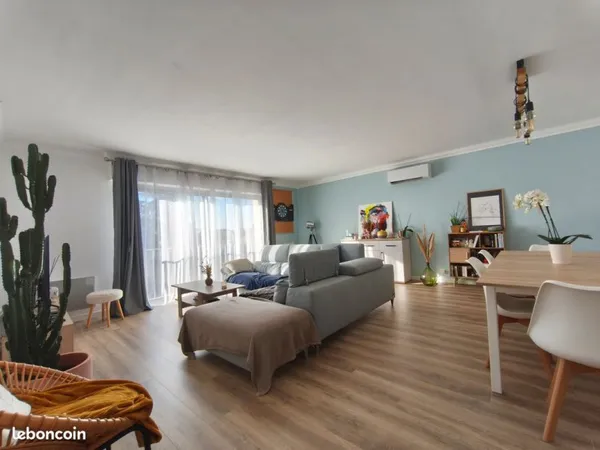 T4 lumineux 98 m² - Dernier étage + jardin + garage (rare ) - Narbonne