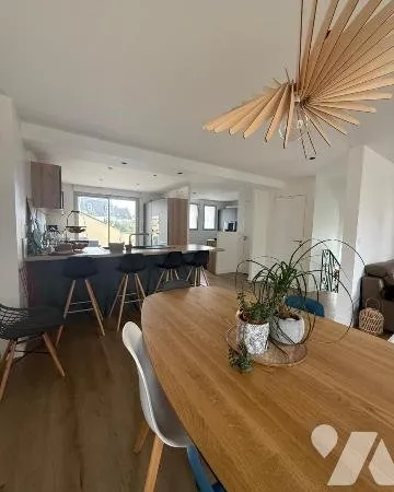 Maison 8 pièces 180 m²