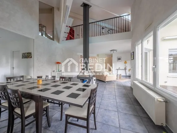 Maison 8 pièces 173 m²