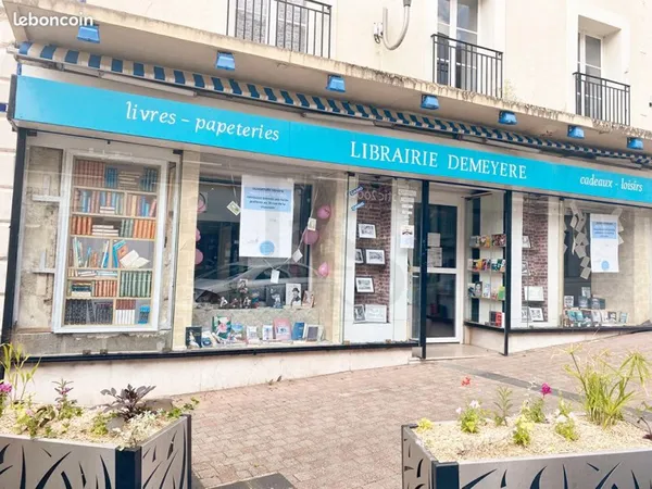 Local commercial 100 m² ARGENTAN