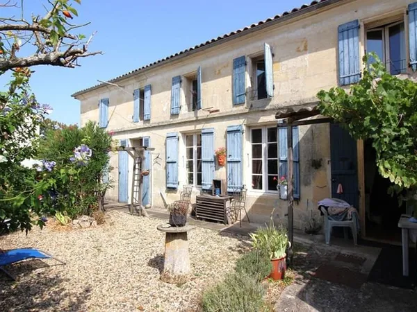 PONS - Maison de village à Saint Palais De Phiolin 17800