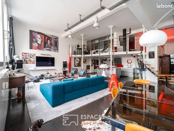 Loft 4 pièces 190 m²