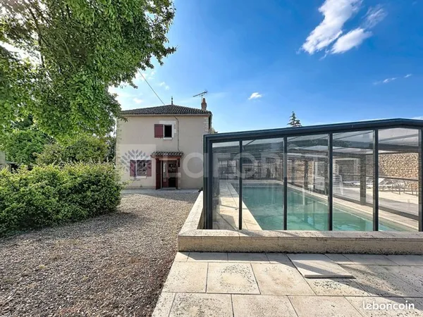 Maison 7 pièces 190 m²