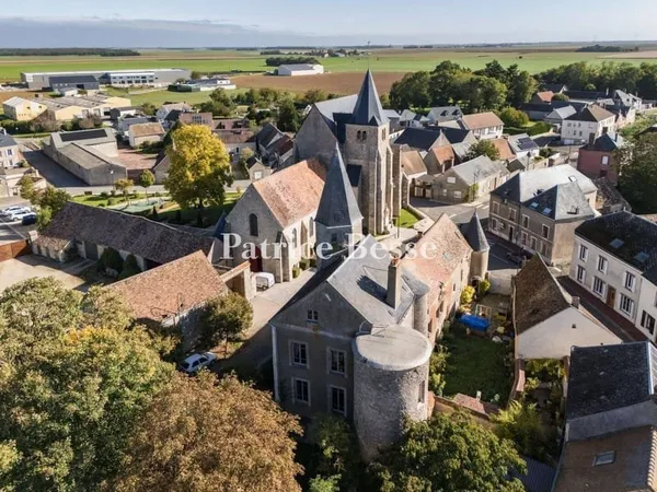 Château 6 pièces 250 m²