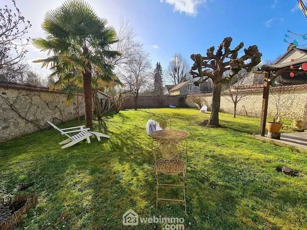 Maison 6 pièces 160 m²