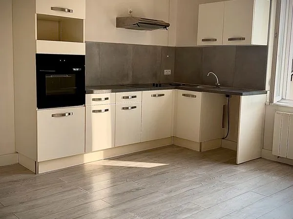 Appartement T1 BIS centre LOIVRE 51220