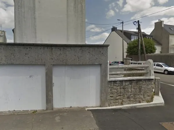 A VENDRE, BREST RIVE GAUCHE-KERICHEN UN GARAGE