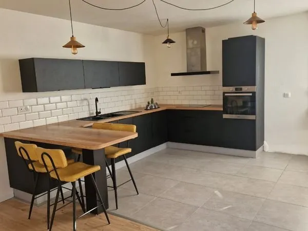 Appartement Climatisé F3 de 75 m² avec garage (RDC) - Disponible de suite