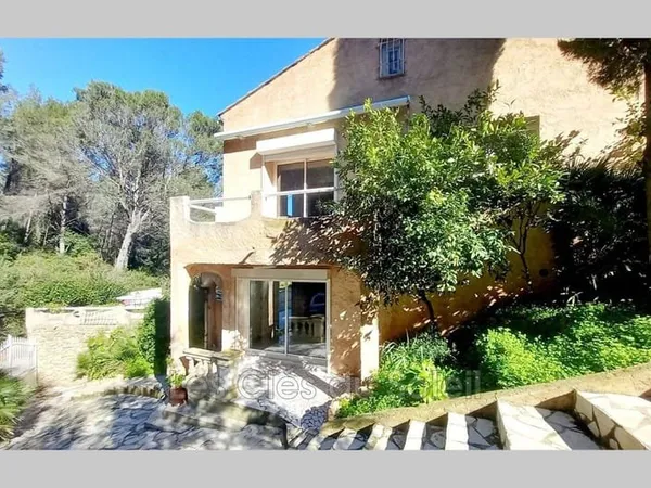 Maison 4 pièces 130 m²