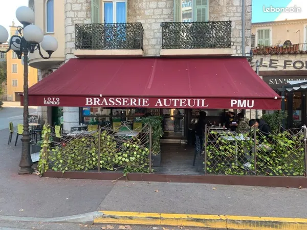 📌 CAGNES-SUR-MER - LOCAL COMMERCIAL 150 m² EN ANGLE - EX BAR PMU FDJplace sainte-luce cagnes