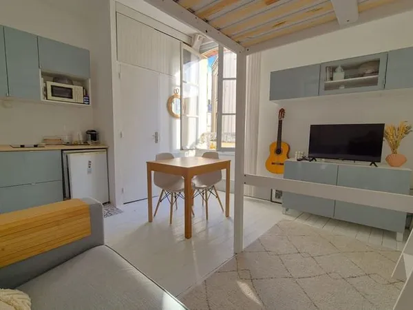 Studio 1 pièce 16 m²