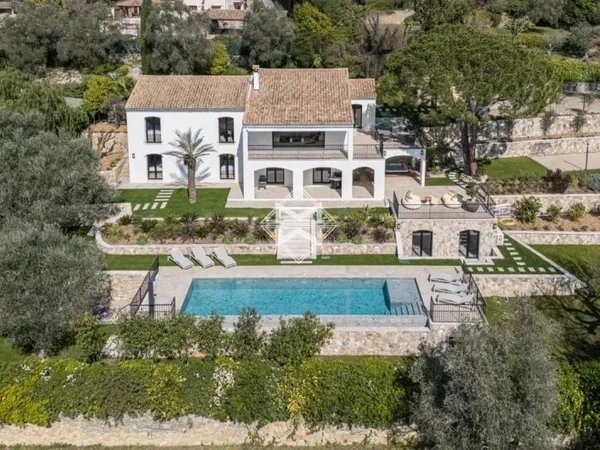Villa contemporaine rénovée au calme absolu - Le Cannet Résidentiel