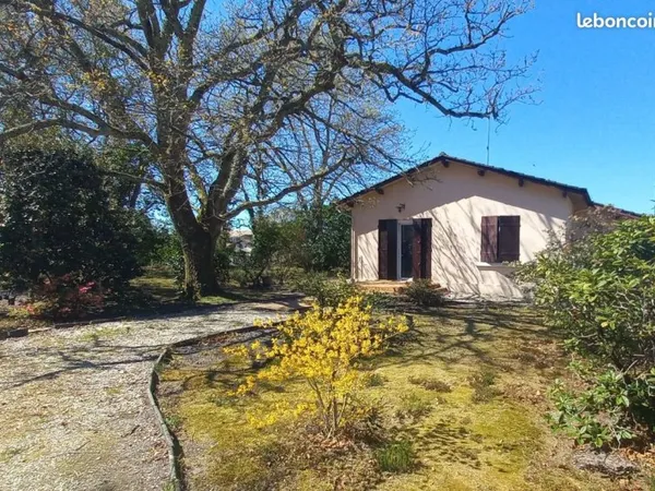 Maison avec terrain de 800 m2 à Andernos (33510)
