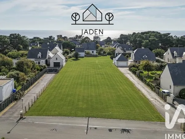 Terrain 600 m²