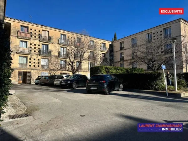Boutique 57 m²
