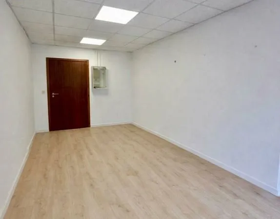 BUREAUX 30 m² NICE