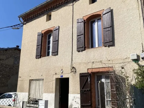 Maison de village de 150 m² avec garage et petite parcelle