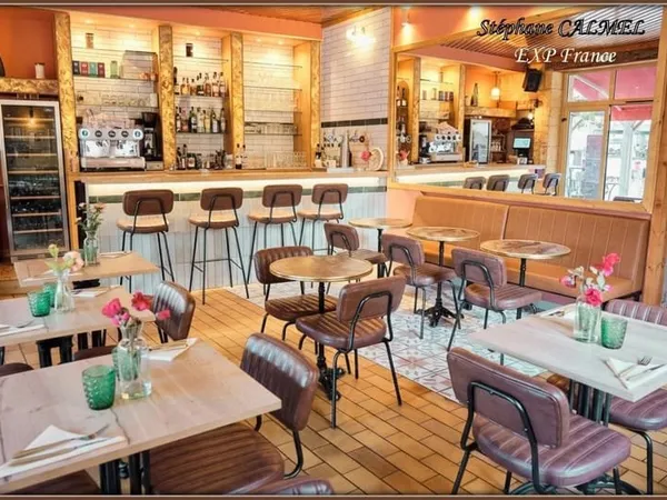 A vendre - Fonds de commerce bar restaurant avec logement - En p