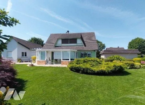 Maison 9 pièces 249 m²