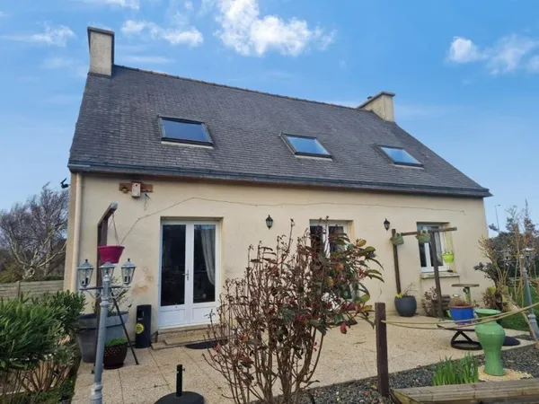 URGENT CHARMANTE MAISON NÉO-BRETONNE À ROSCOFF