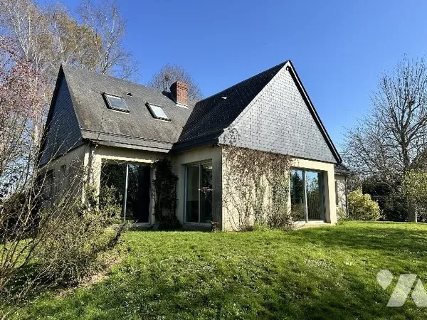 Maison 8 pièces 232 m²